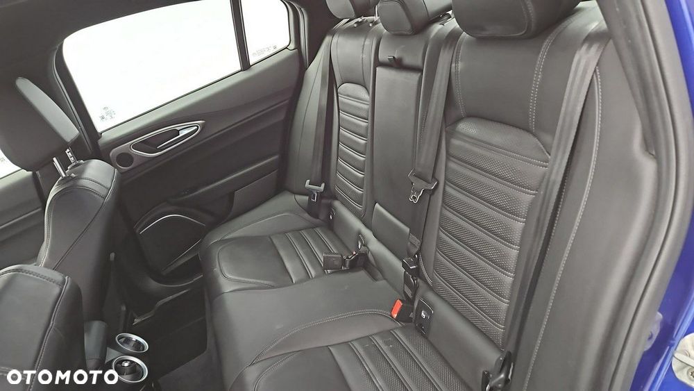 Alfa Romeo Giulia 2.0 Turbo Veloce Q4 - 21