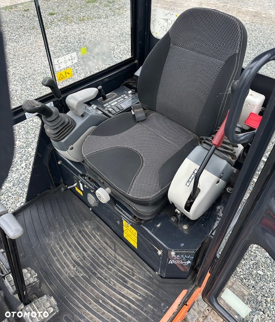 Hitachi ZX-19 - 7