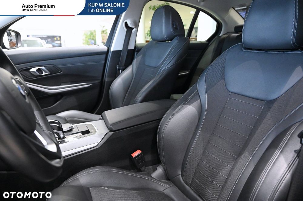 BMW Seria 3 320d xDrive Advantage - 12