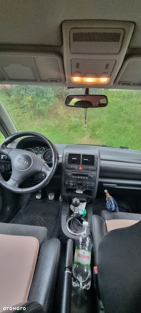 Audi A2 - 8