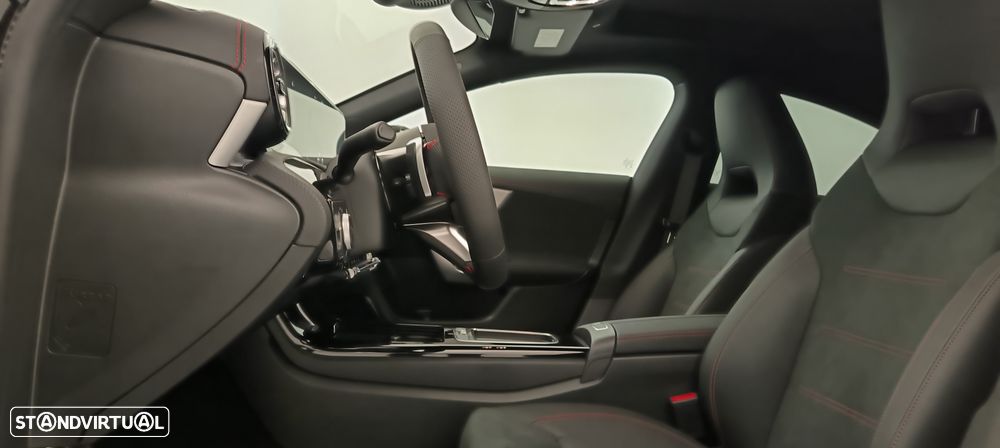 Mercedes-Benz CLA 220 d AMG Line Aut. - 24