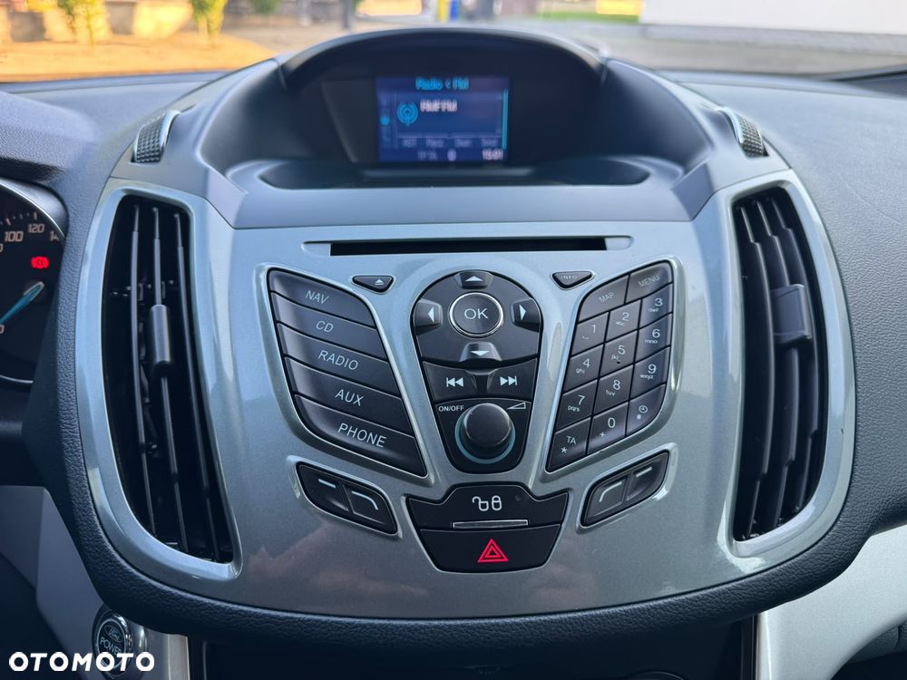 Ford Grand C-MAX - 25