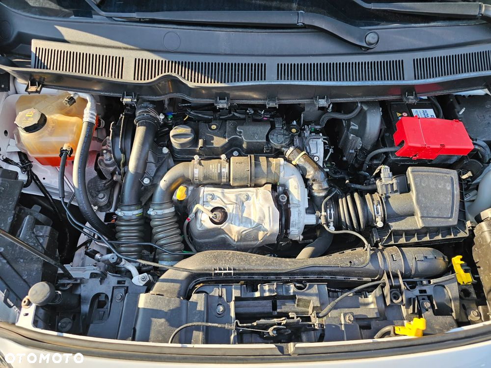 Ford Transit Courier - 9