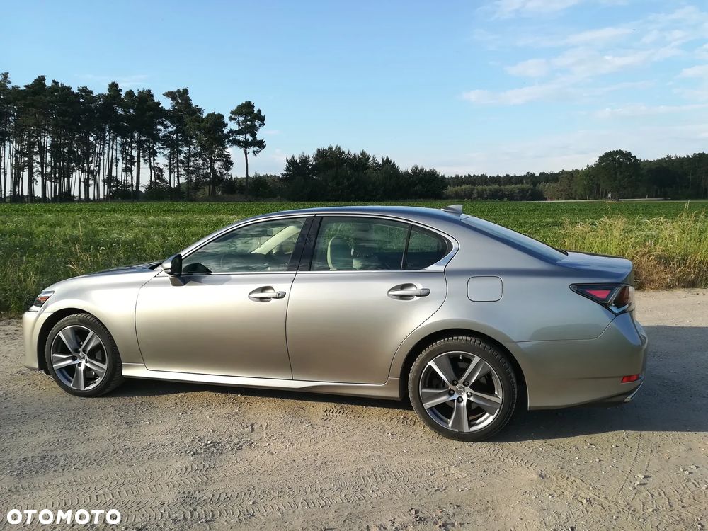 Lexus GS - 16