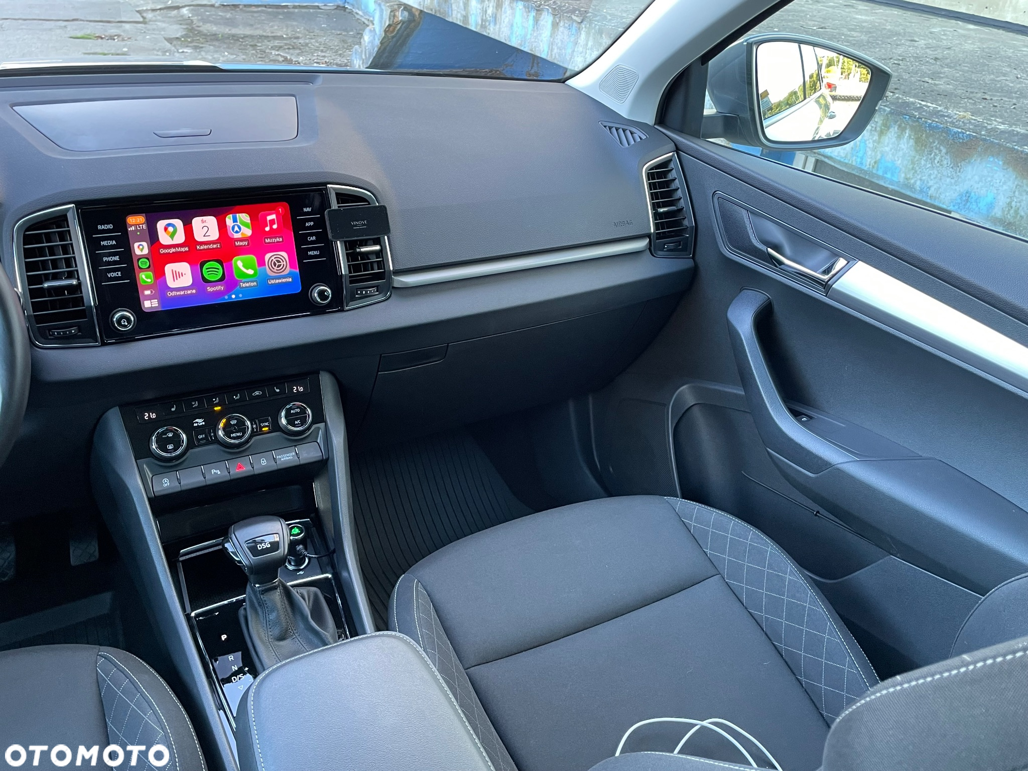 Skoda Karoq 1.5 TSI ACT 4x2 Ambition DSG - 11