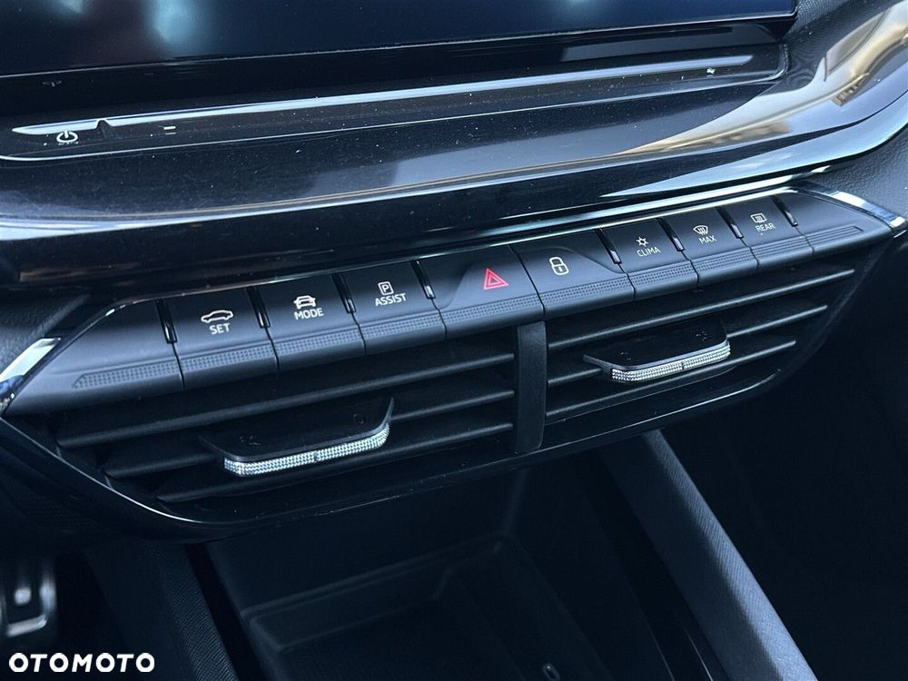 Skoda Octavia 2.0 TDI Sportline DSG - 20