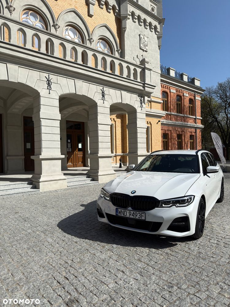 BMW Seria 3 320d xDrive M Sport Shadow - 25