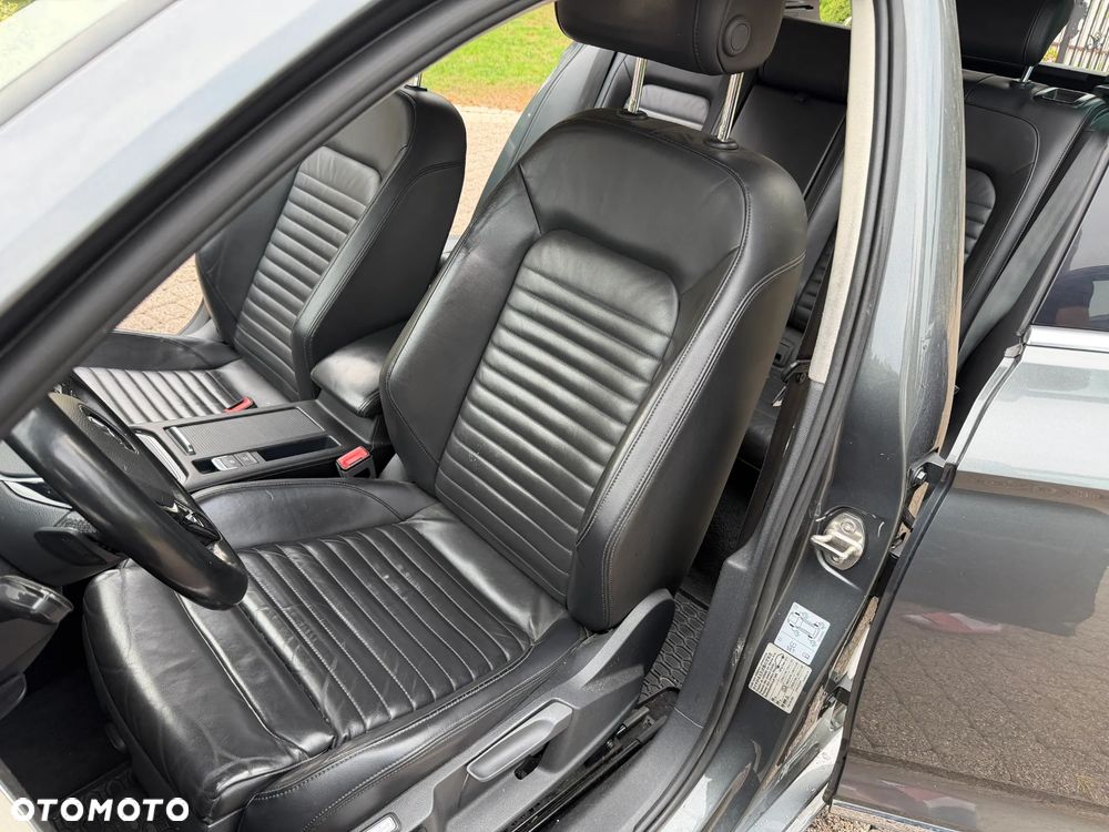 Volkswagen Passat 2.0 TDI SCR 4Mot DSG Highline - 10