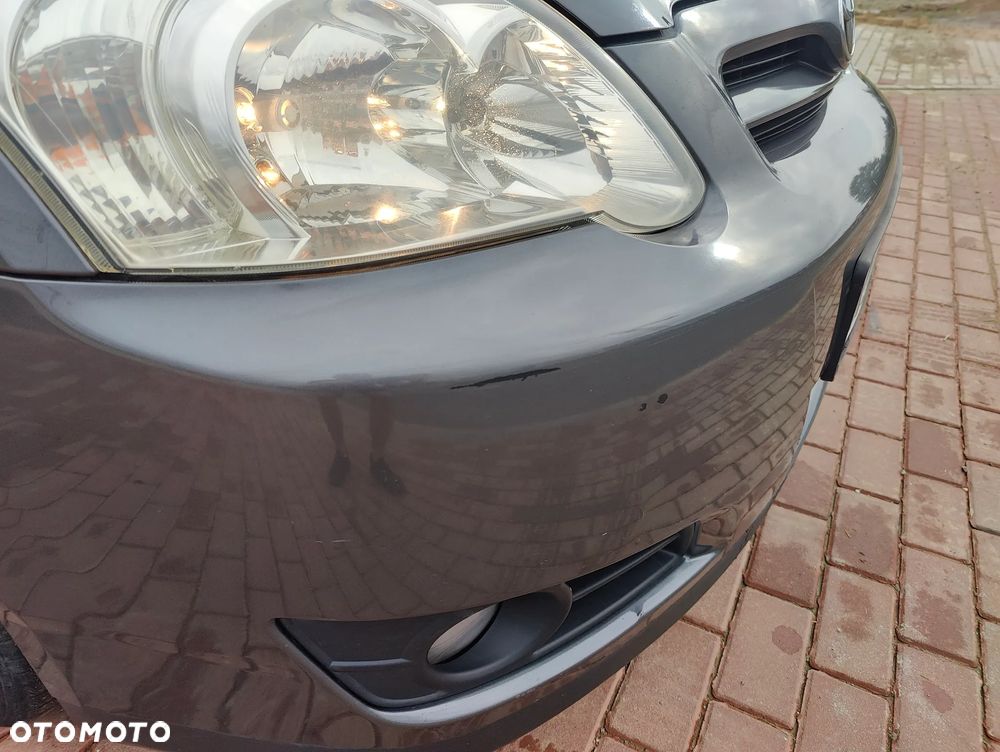 Toyota Corolla 1.6 VVT-i Sol - 4