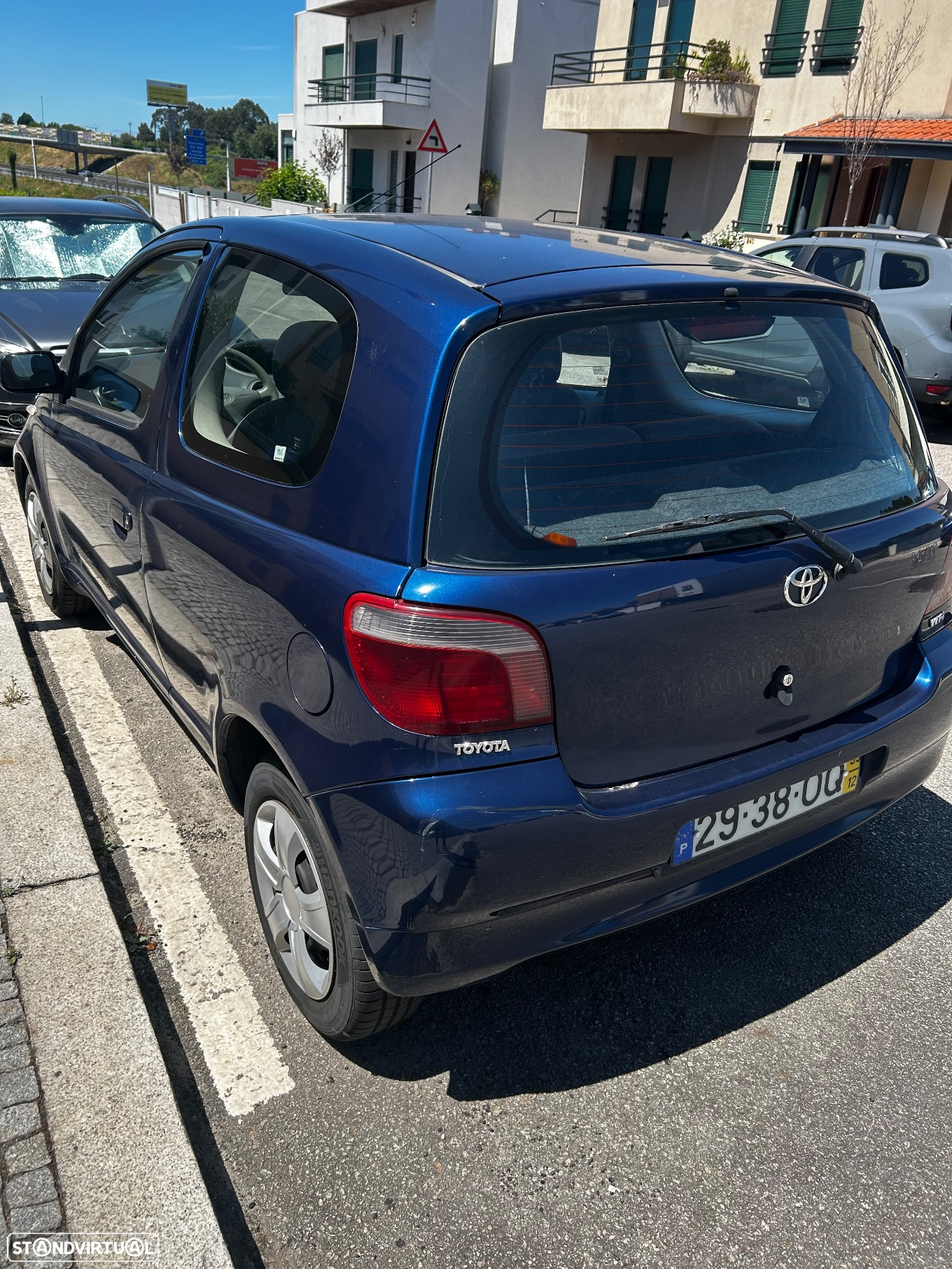 Toyota Yaris 1.0 Terra - 3
