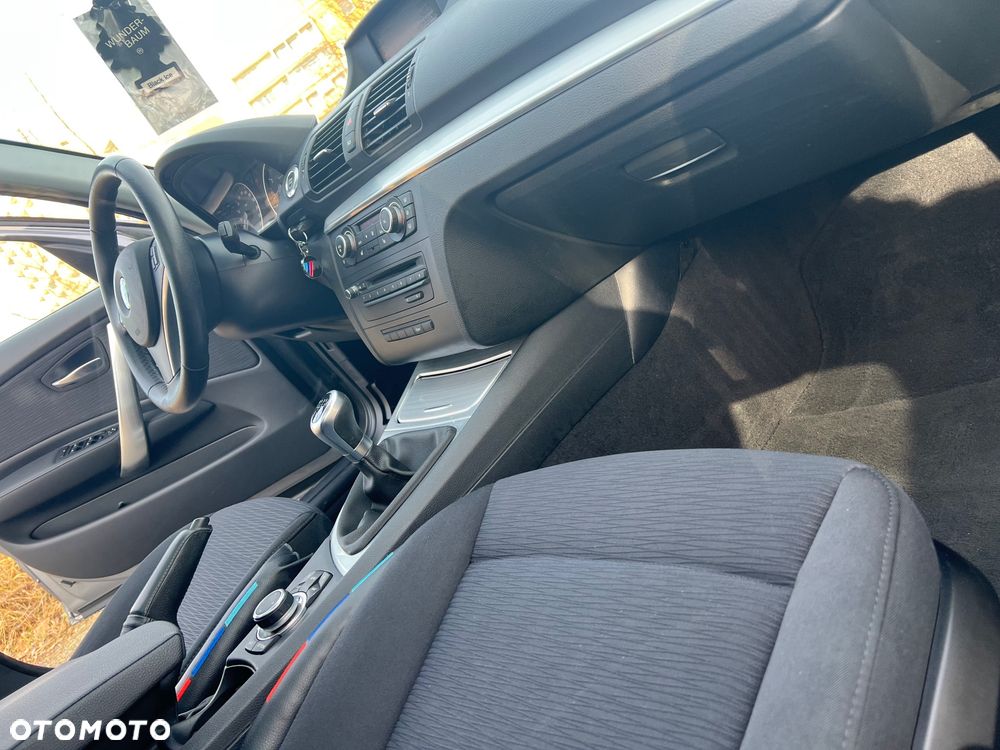BMW Seria 1 - 38