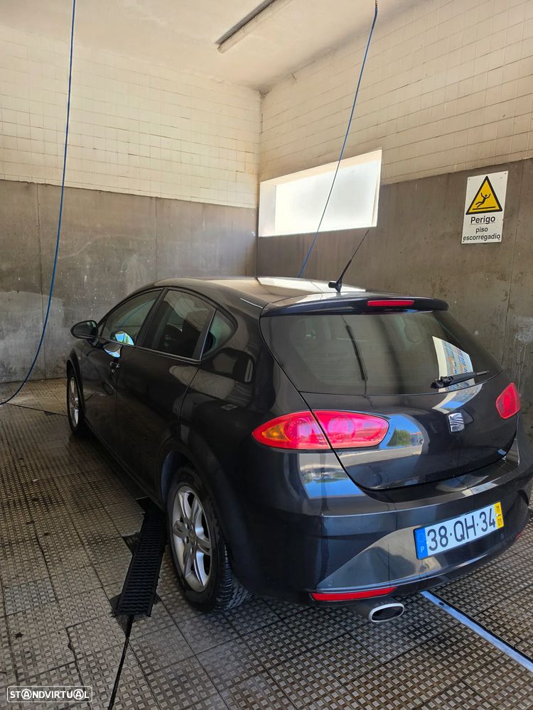 SEAT Leon 1.6 TDI DPF Ecomotive Style - 5