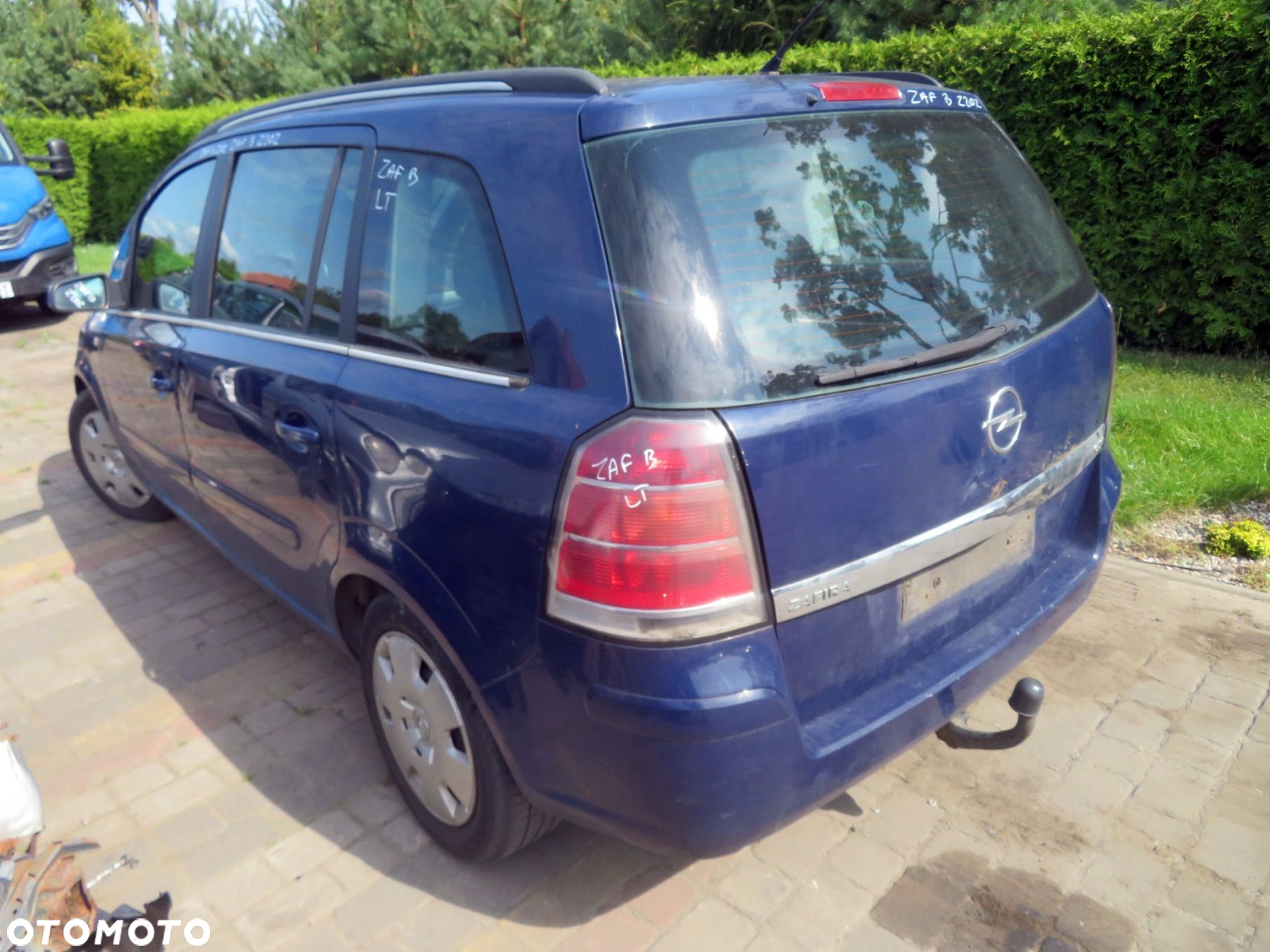 OPEL ZAFIRA B 2006 Z20Z 1.9 CDTI Z19DTL 100KM M32 MZ4 GRANATOWY na części - 3