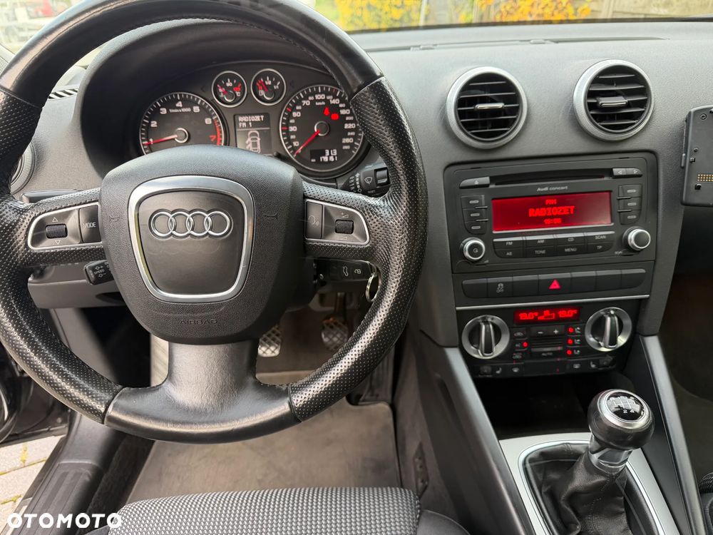 Audi A3 Sportback - 12