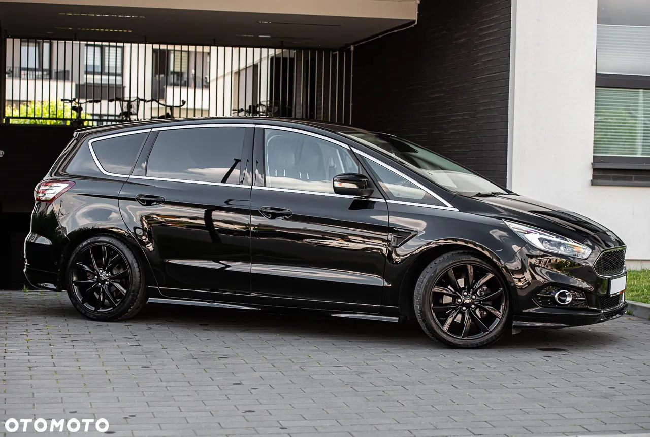 Ford S-Max 2.0 EcoBlue Bi-Turbo ST-LINE - 3