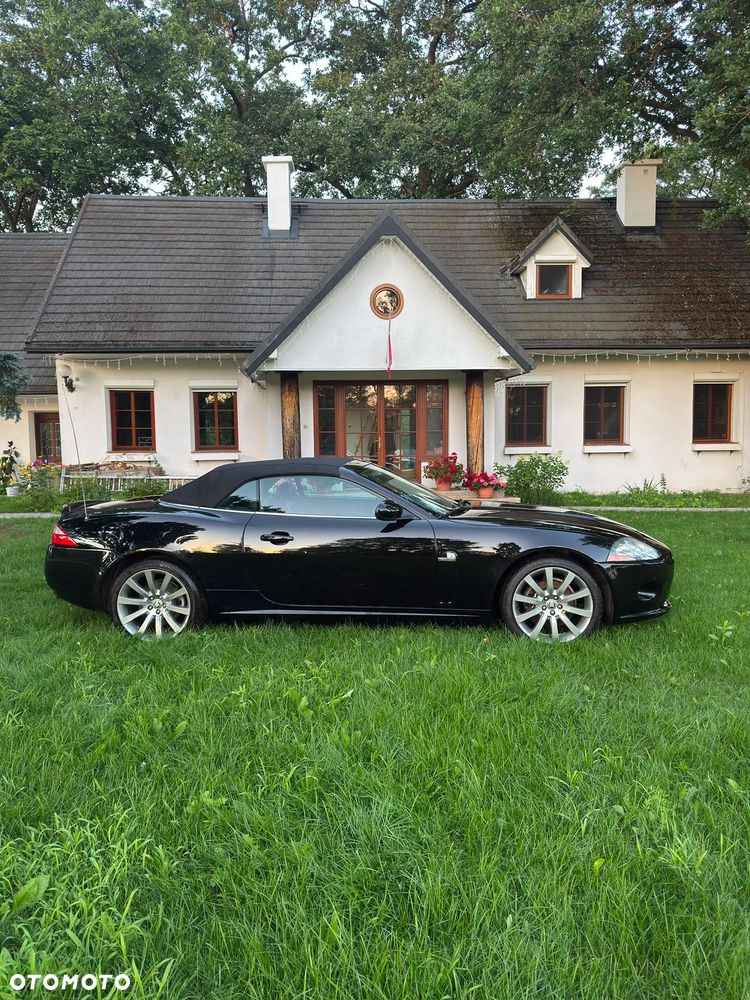 Jaguar XK - 4