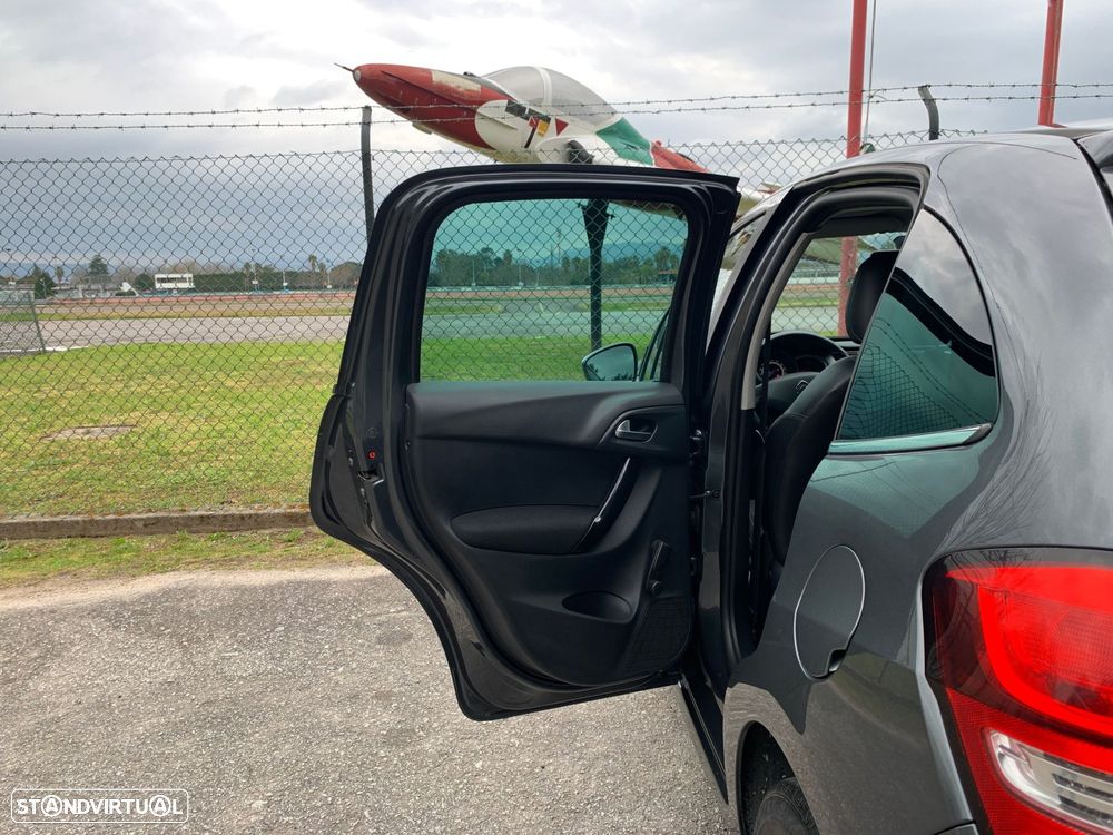 Citroën C3 1.4 HDi Exclusive - 26