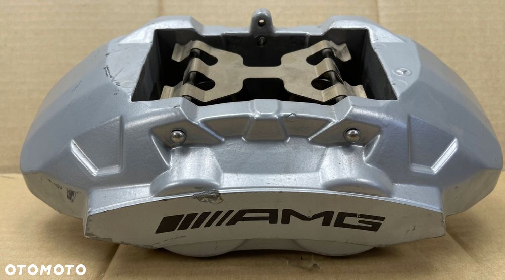 3 MERCEDES C-KLASA W 205 AMG ZACISK HAMULCOWY PRAWY PRZÓD - 1