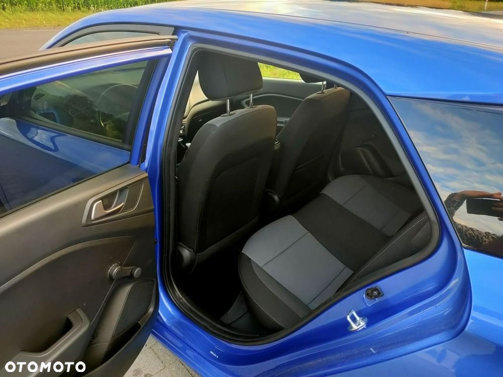 Hyundai i20 blue 1.2 Style - 12