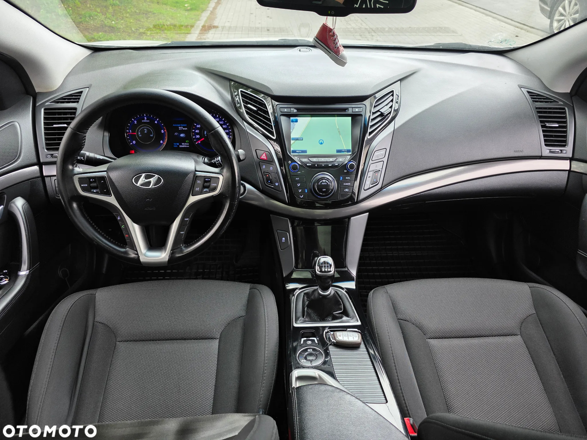 Hyundai i40 Kombi blue 1.7 CRDi Family - 33