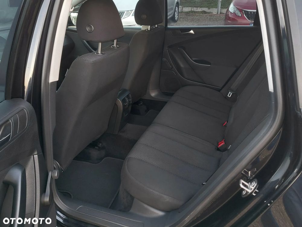 Volkswagen Passat Variant 1.4 TSI Highline - 19