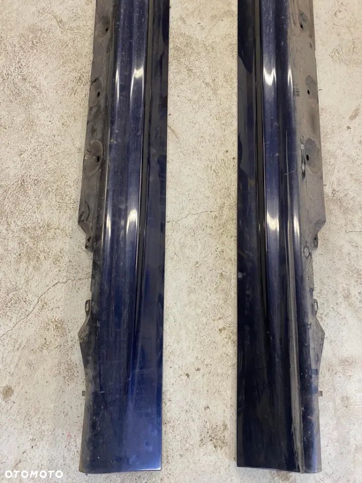 BMW E46 LISTWY PROGOWE PRAWA LEWA ORIENTBLAU METALIC - 2