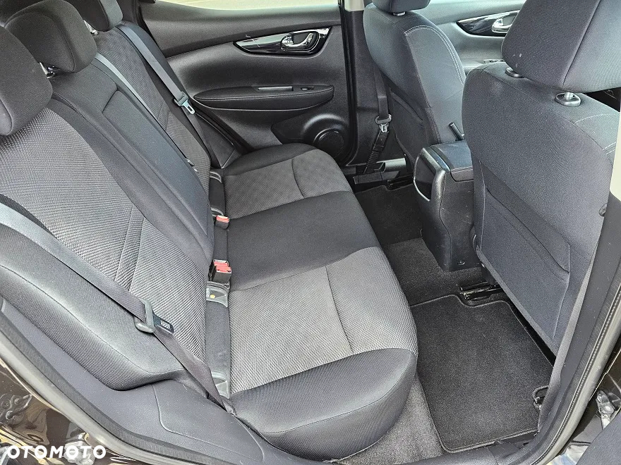 Nissan Qashqai 1.2 DIG-T N-Connecta - 16