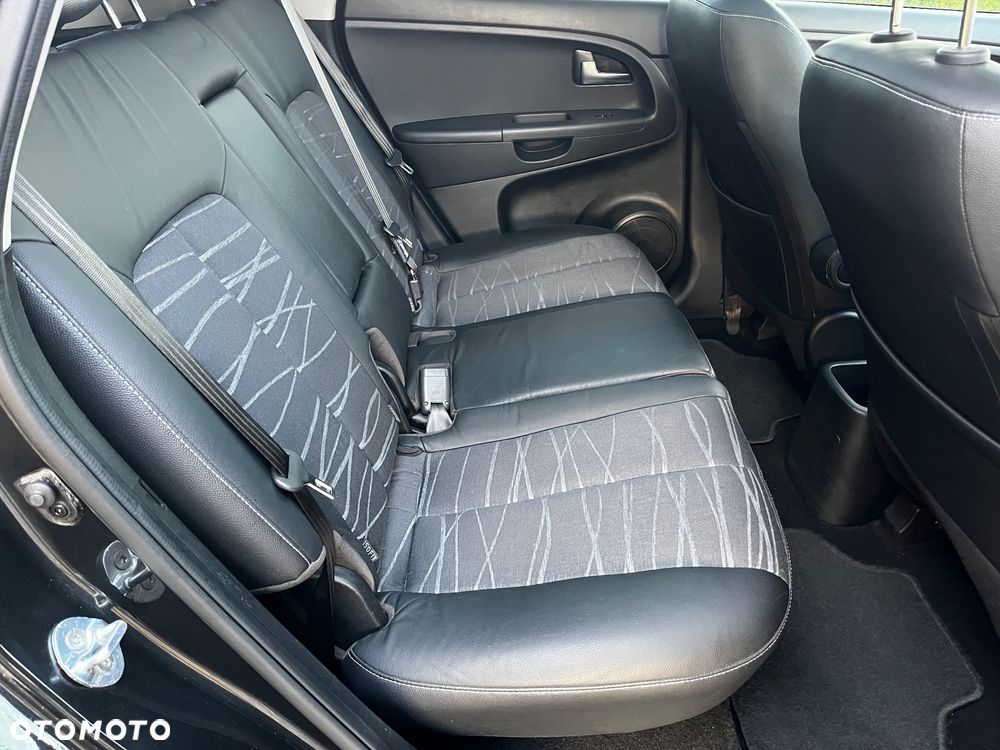 Kia Venga 1.6 CVVT Automatik Dream Team Edition - 19