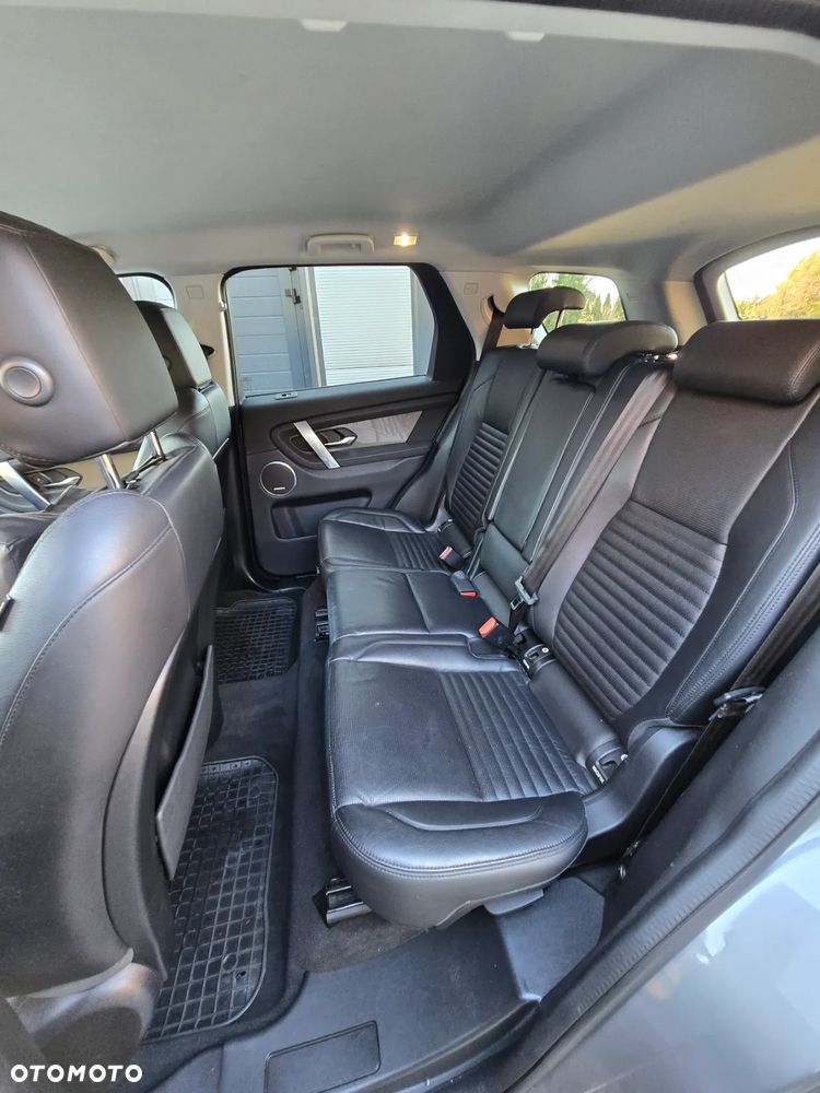 Land Rover Discovery Sport - 17