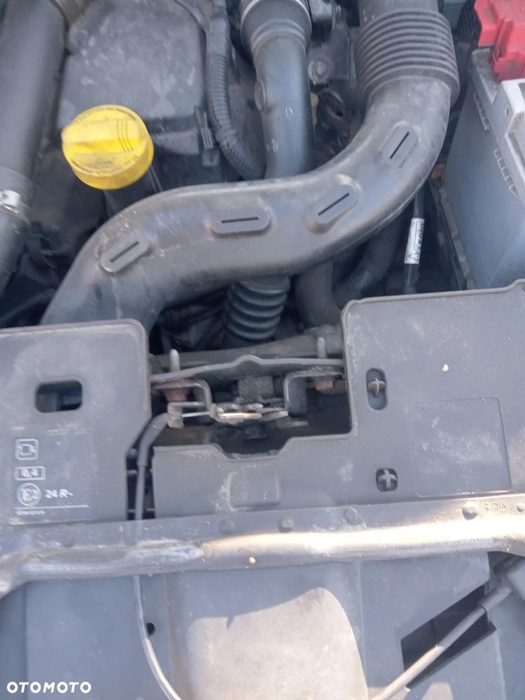 Renault Clio 1.5 dCi Energy Alize - 15