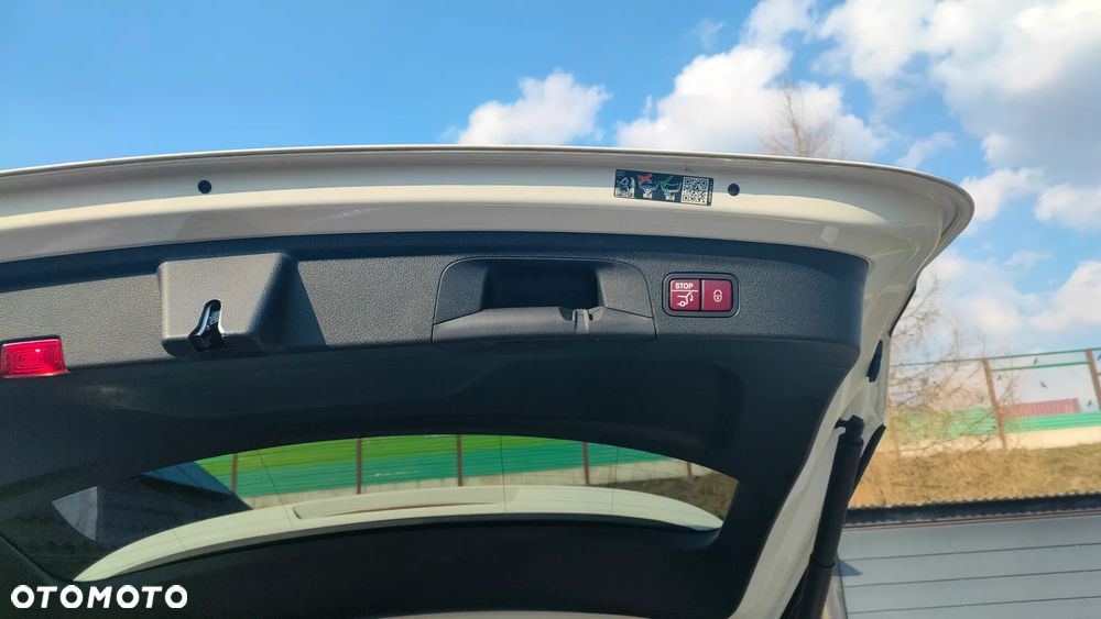 Mercedes-Benz GLE - 11