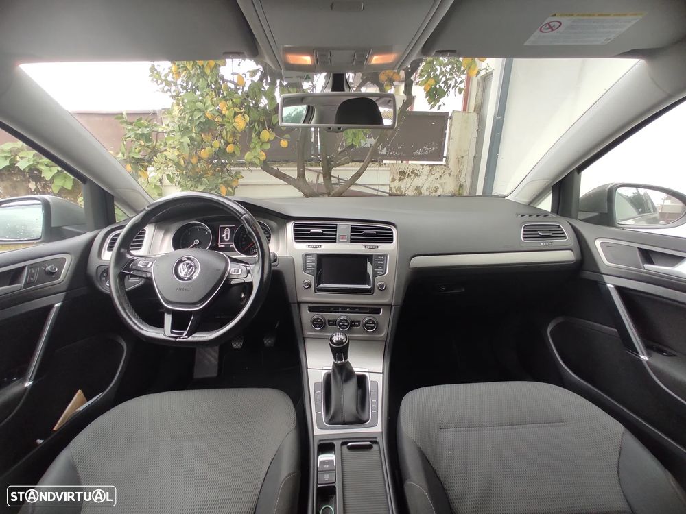 VW Golf Variant 1.6 TDi Confortline - 9
