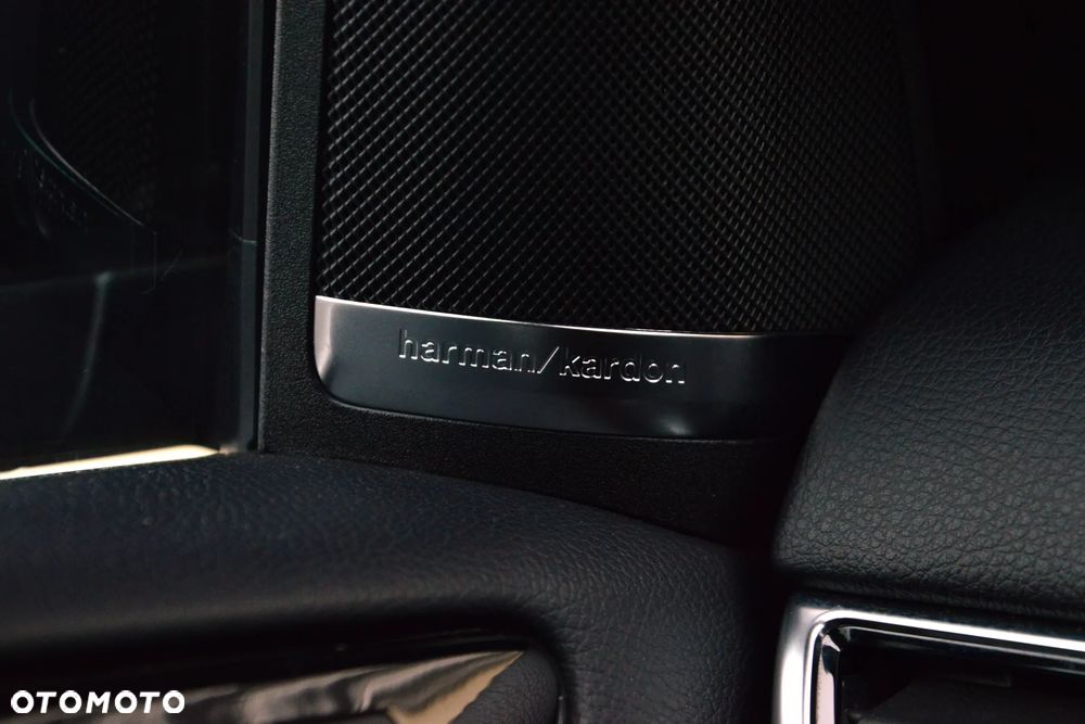 Mercedes-Benz GLE - 19