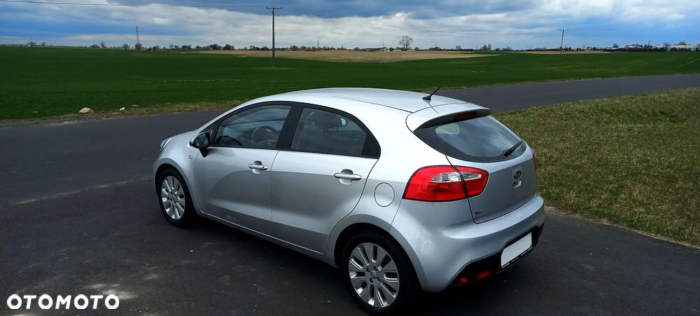Kia Rio 1.4 Dream-Team Edition - 8