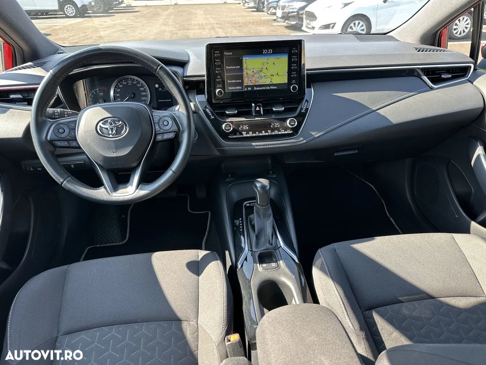 Toyota Corolla - 10
