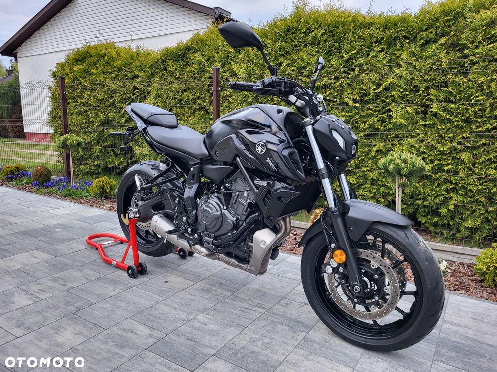 Yamaha MT - 2