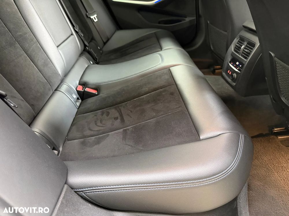 BMW Seria 3 320d xDrive Aut. M Sport - 28