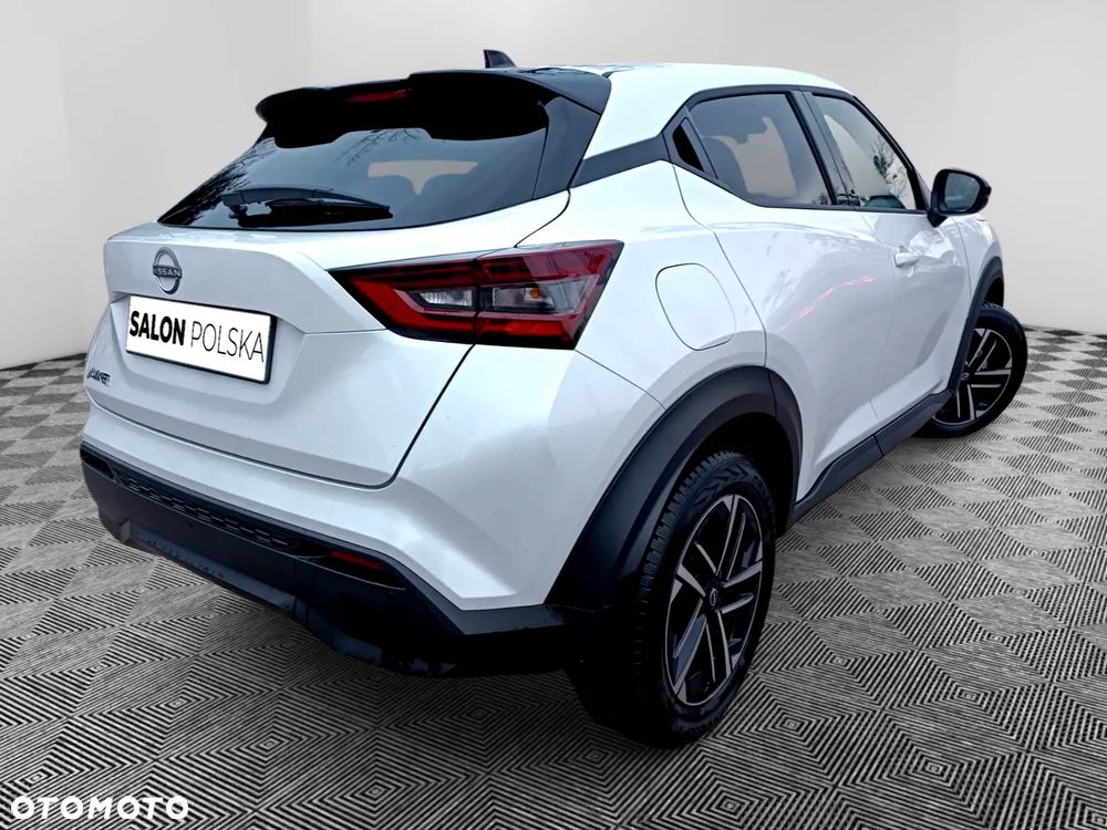 Nissan Juke 1.0 DIG-T N-Connecta DCT - 2