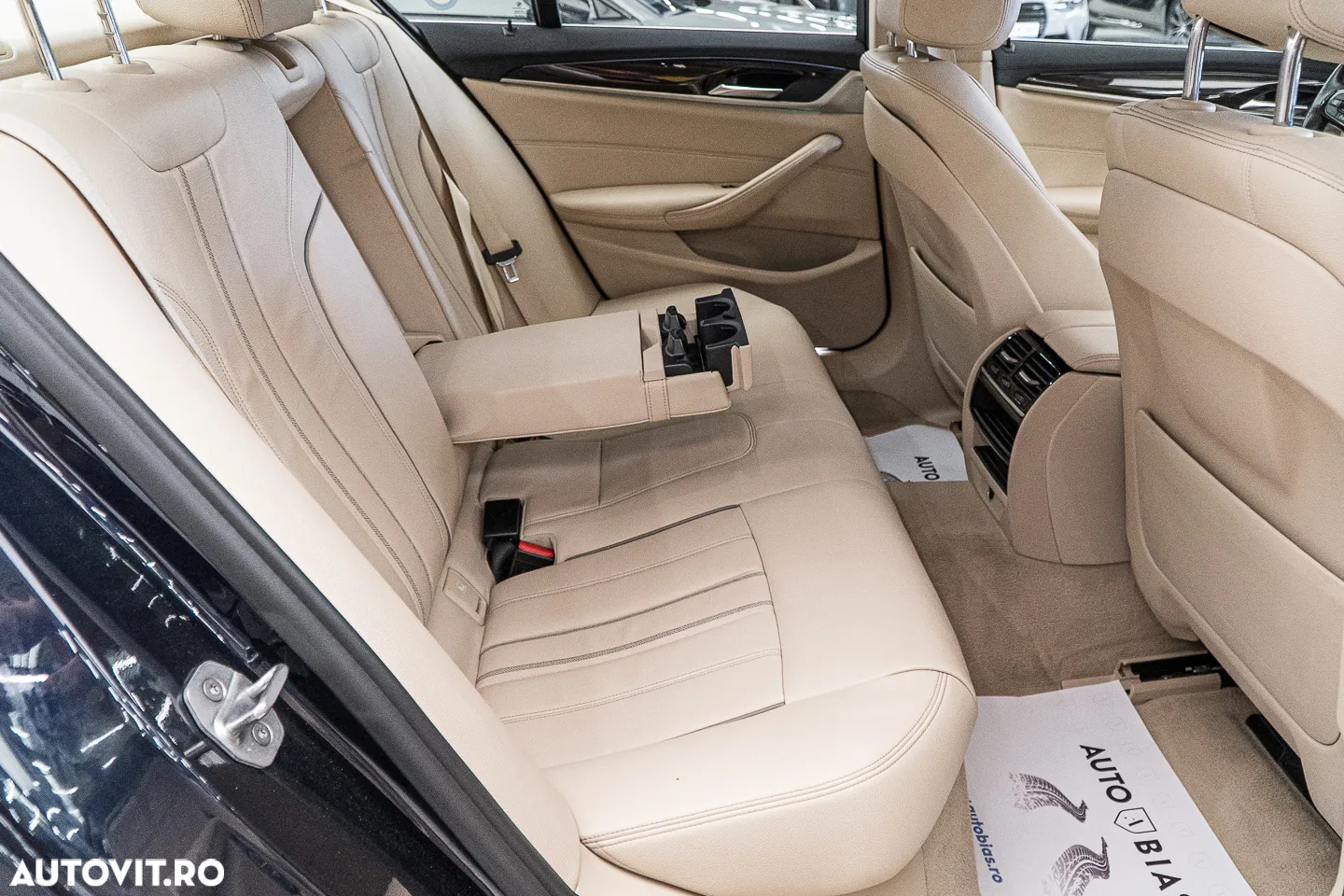 BMW Seria 5 520d xDrive Aut. Luxury Line - 8