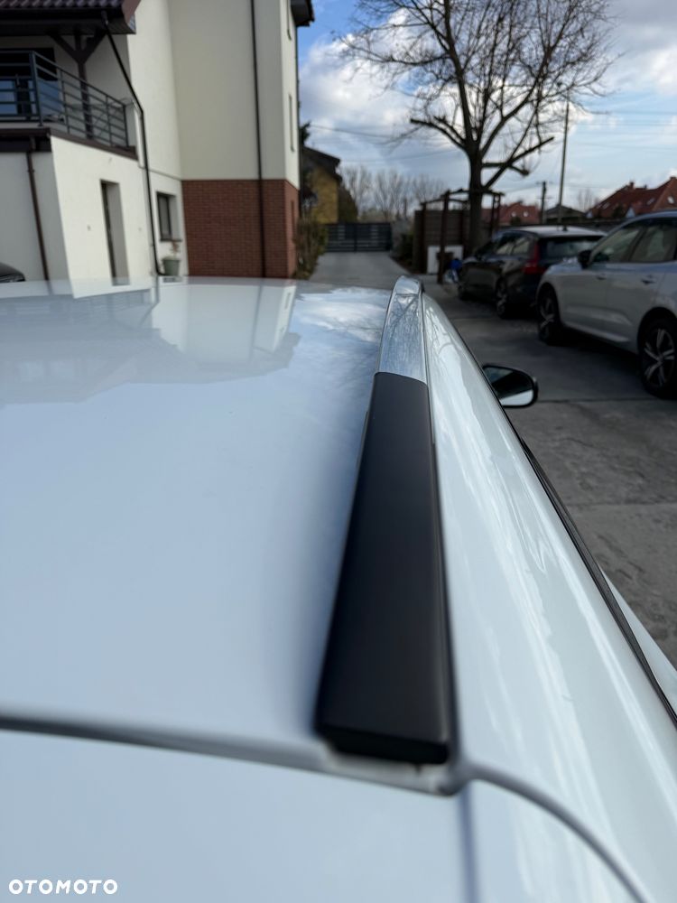 Volvo V40 Cross Country T3 Geartronic Momentum - 37