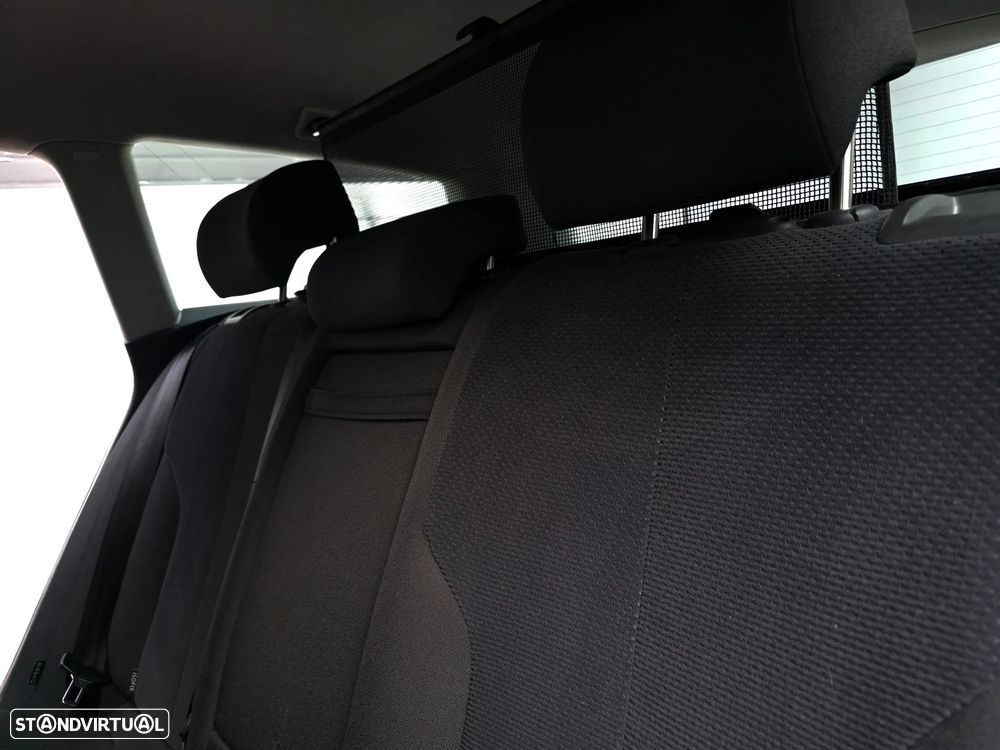 VW Passat Variant 1.6 TDI Confortline BlueMotion - 55