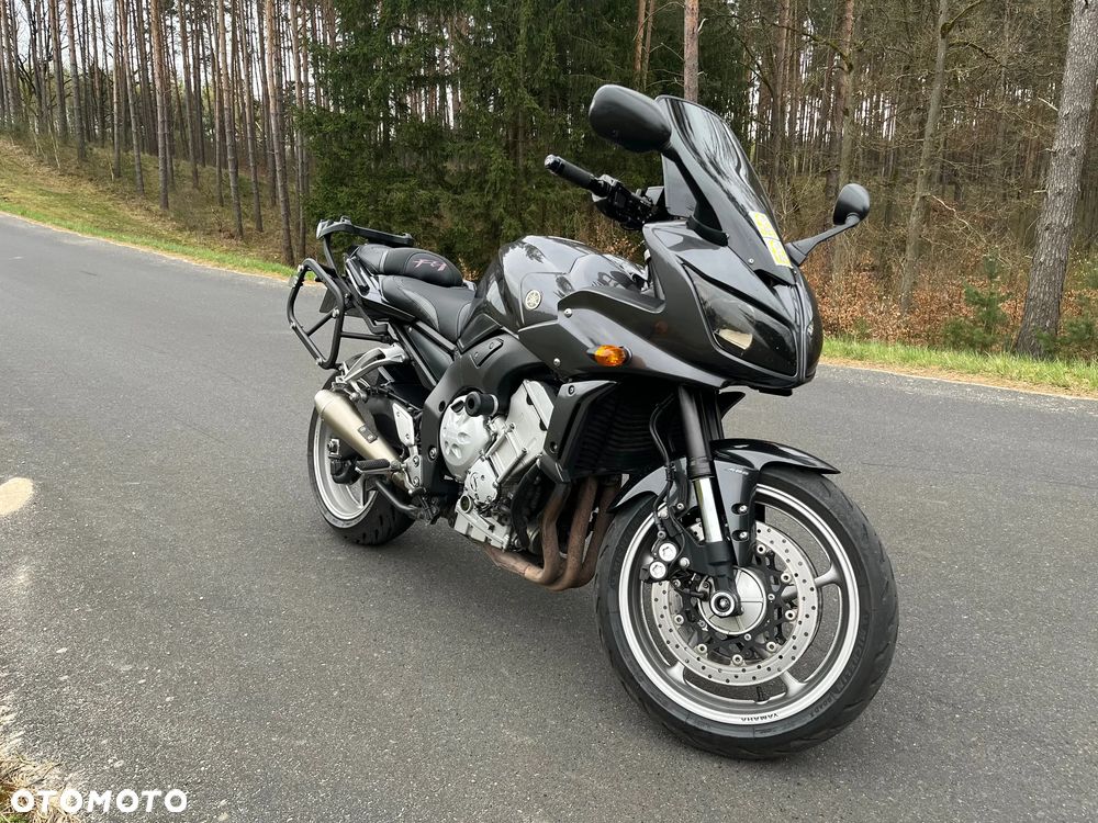 Yamaha FZ - 2