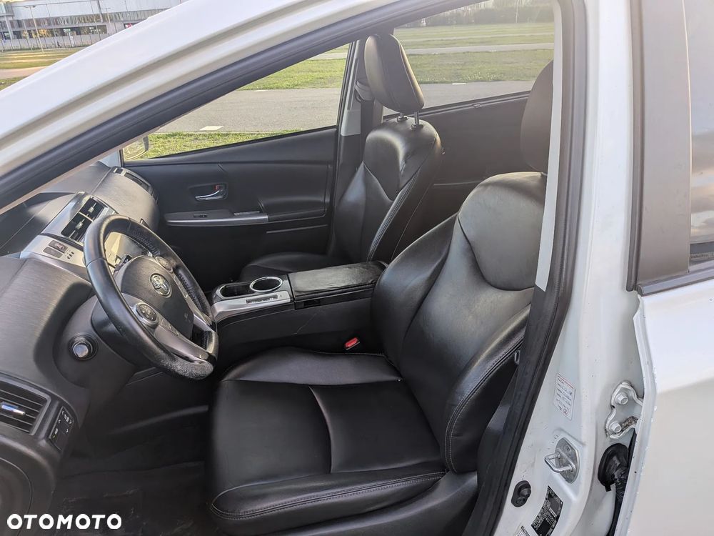 Toyota Prius+ 1.8 HSD Premium - 9