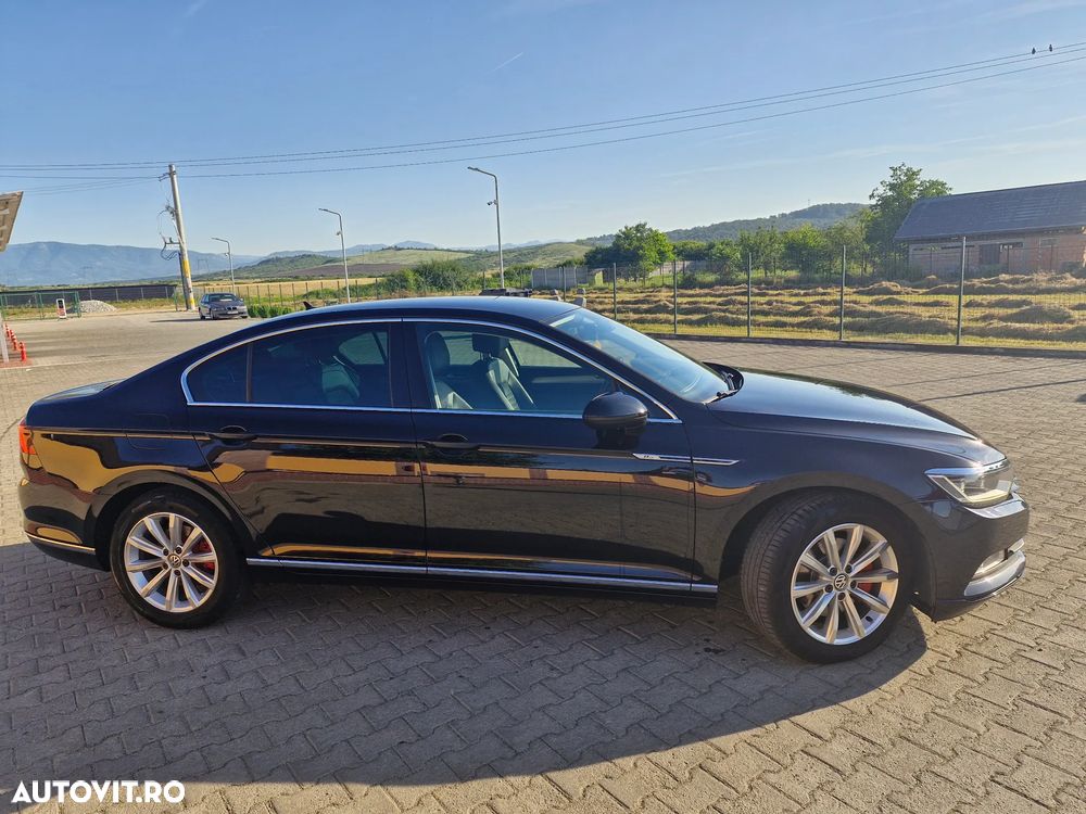 Volkswagen Passat 2.0 TDI (BlueMotion Technology) DSG Highline - 9