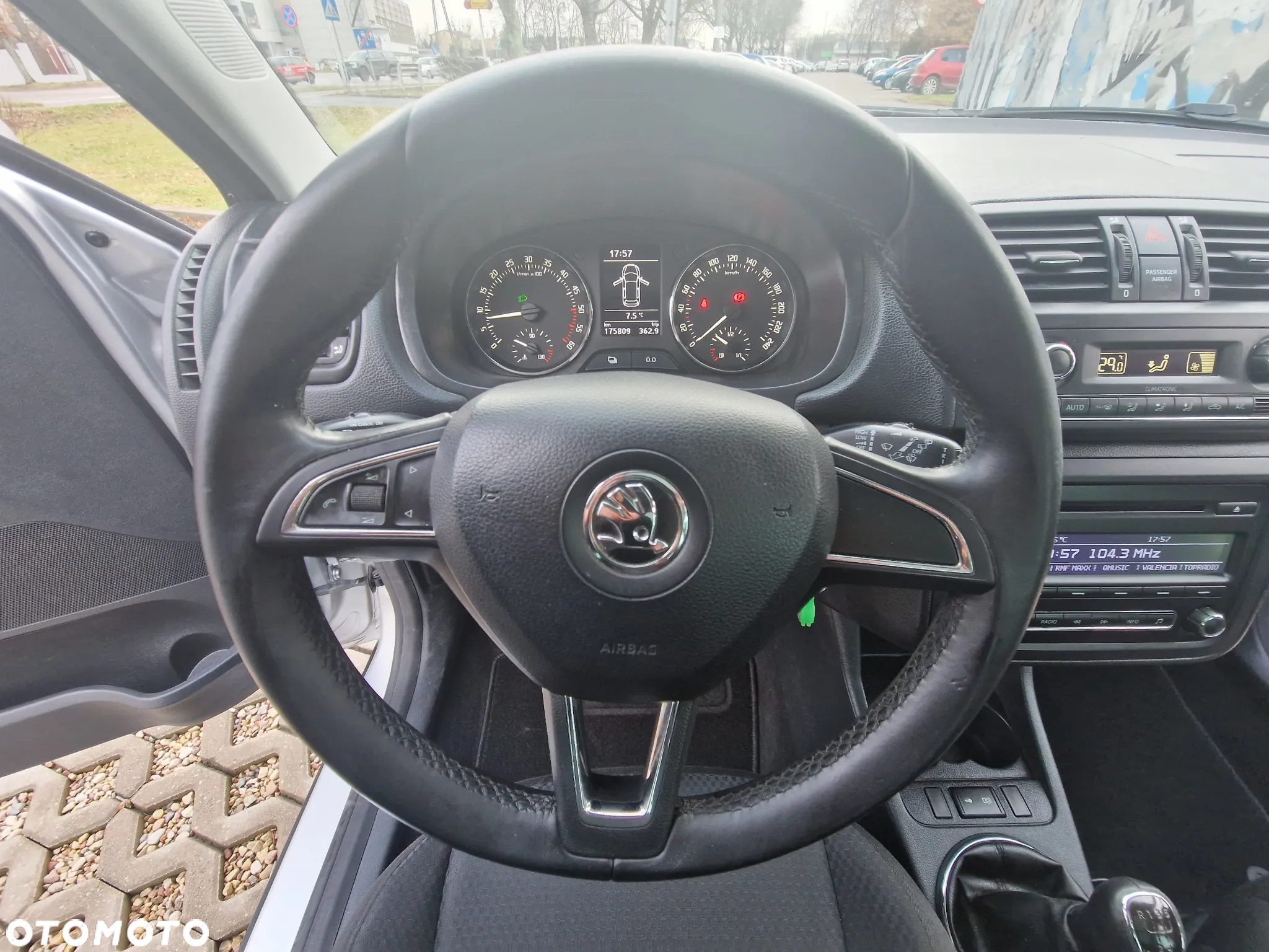 Skoda Roomster 1.6 TDI DPF - 24