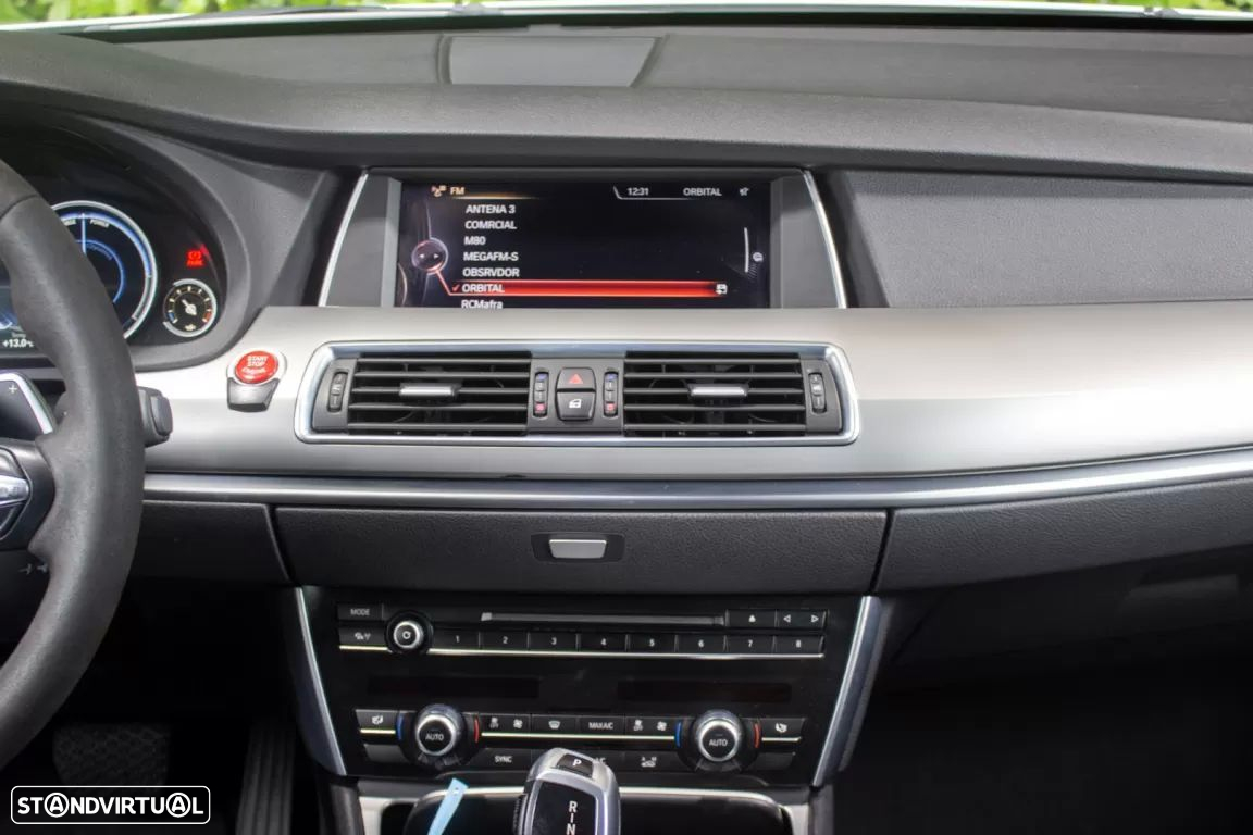 BMW 535 d xDrive Pack M Auto - 16