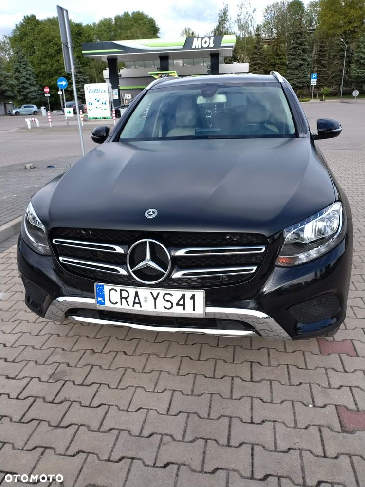 Mercedes-Benz GLC 300 4Matic 9G-TRONIC Edition 1 - 2
