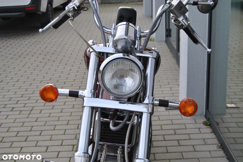 Suzuki Intruder - 6