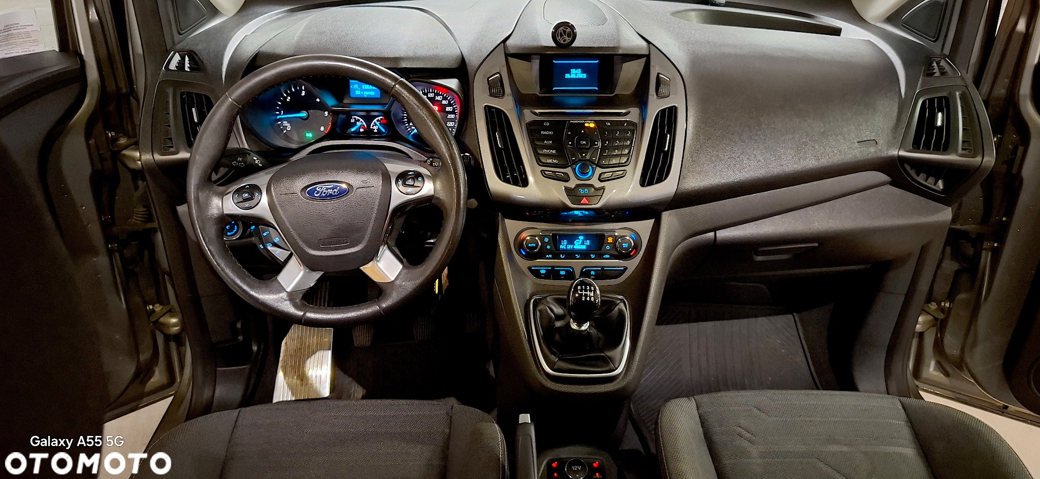 Ford Tourneo Connect - 19
