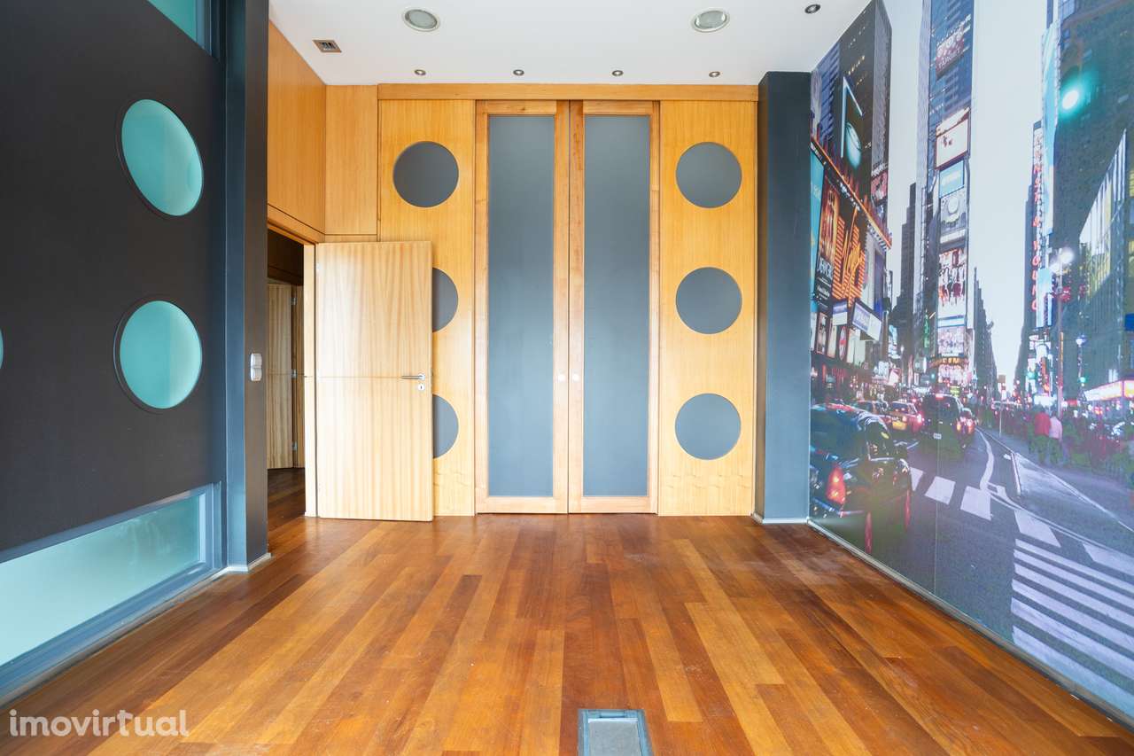 VENDA - LOJA BARCARENA - Grande imagem: 4/23